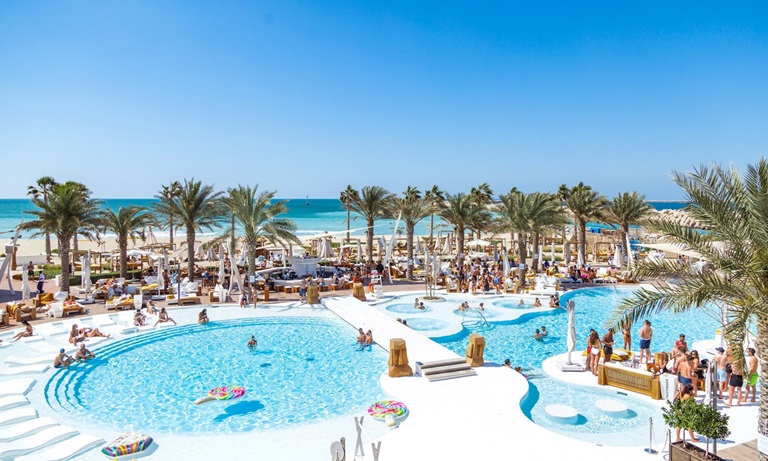 Best Beach Clubs in Dubai